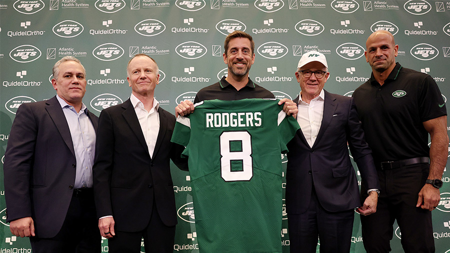 aaron rodgers with jets executives...