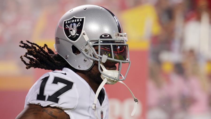 Assault Charge Dropped Against Raiders' Davante Adams For Shoving Photographer