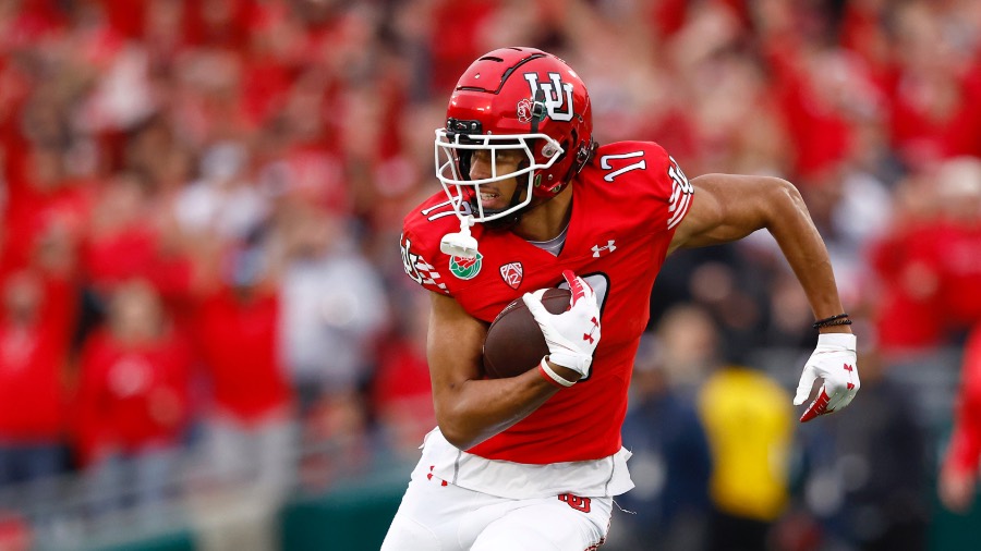 Utah WR Devaughn Vele Says He Tries Not To Dwell On Quarterback Situation