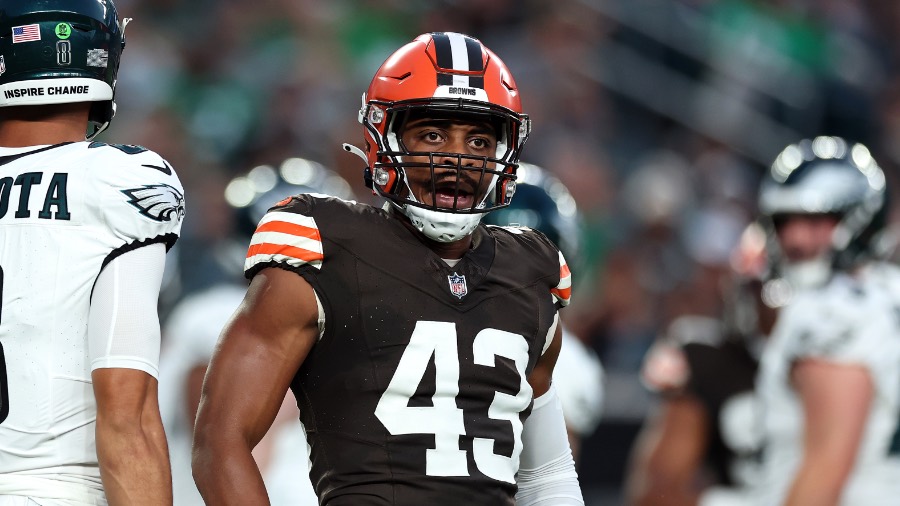 Browns LB Mohamoud Diabate Forces Safety, Fumble During NFL Preseason Game
